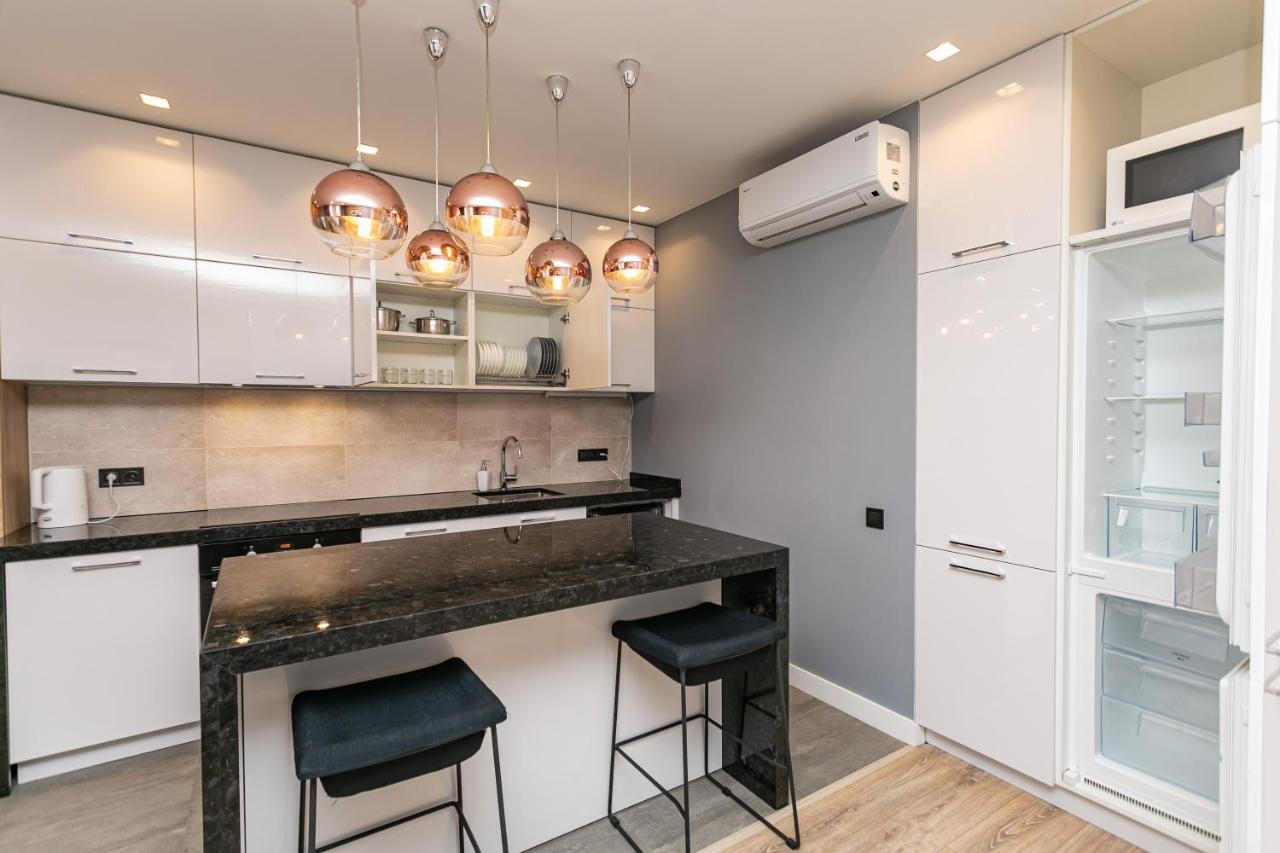 Petrovdom 190-199-216 In Spacious Apartments At Rc New York Concept House Kyiv Exterior photo